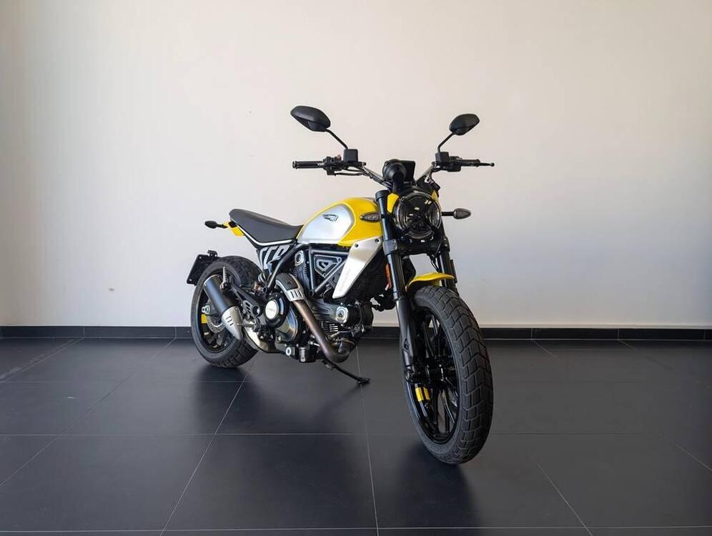 Ducati Scrambler 800 Icon (2023 - 24) (2)