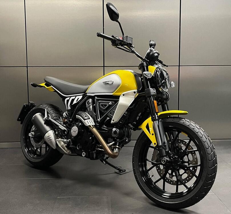 Ducati Scrambler 800 Icon (2023 - 24) (2)