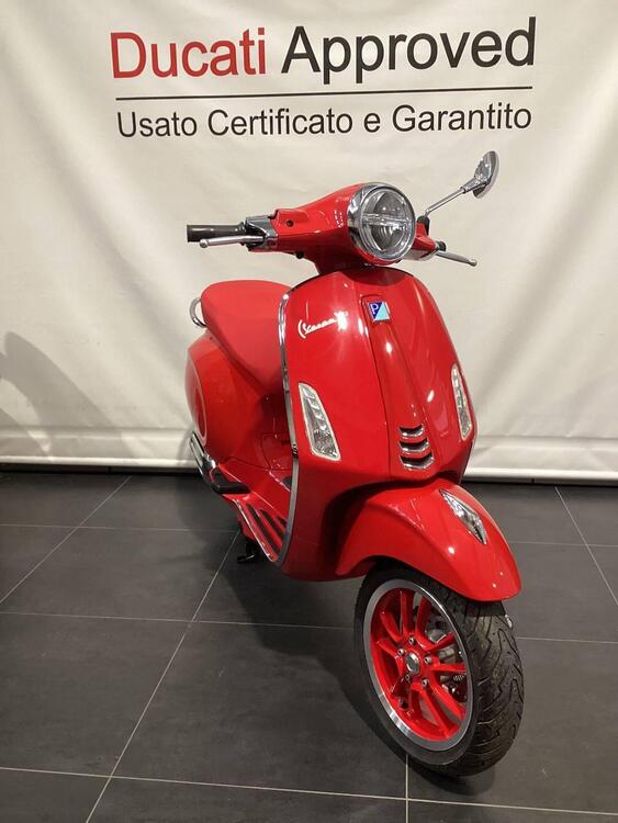 Vespa Primavera 125 RED (2021 - 24) (2)