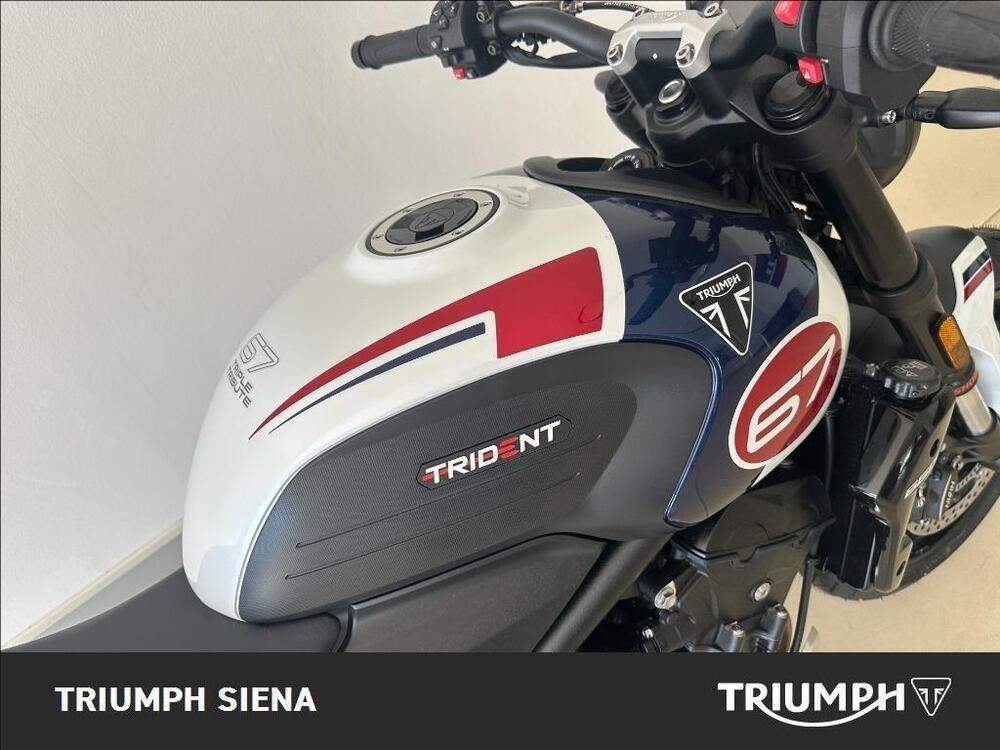 Triumph Trident 660 Triple Tribute Edition (2024) (4)