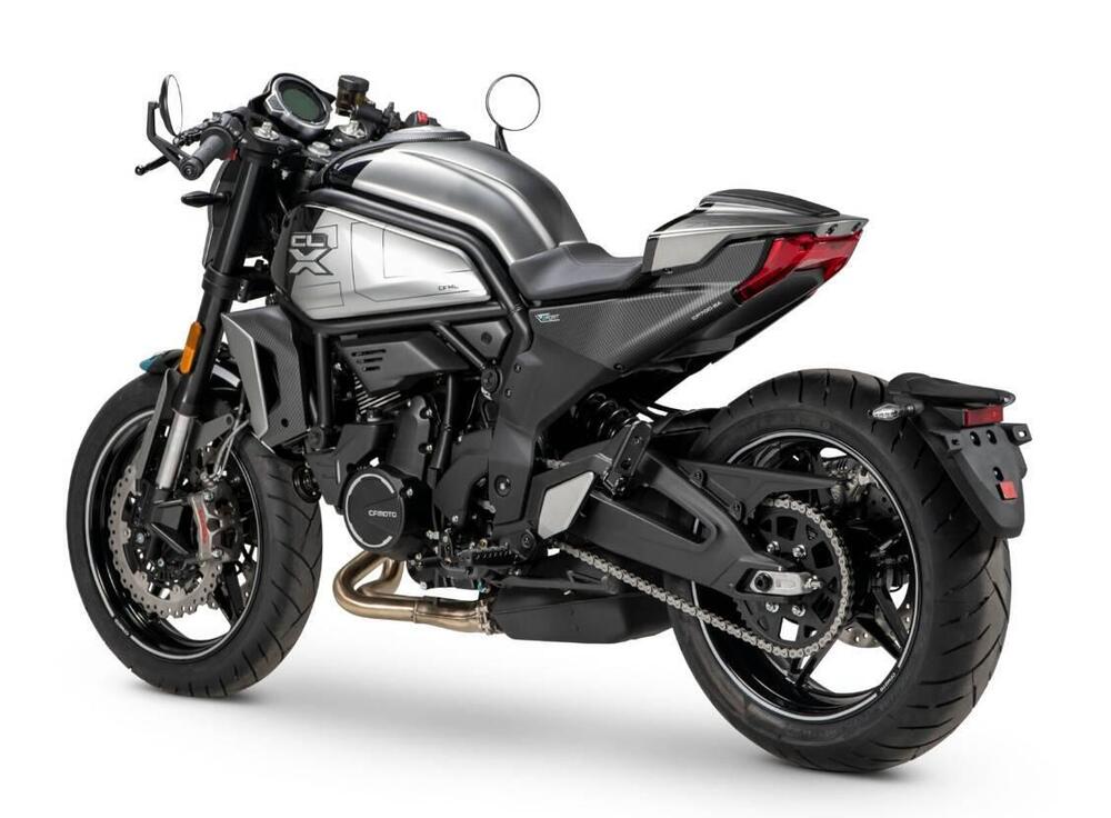 CFMOTO 700CL-X Sport (2022 - 24) (5)