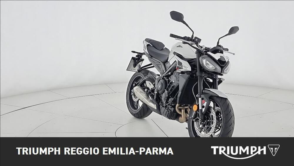 Triumph Street Triple R (2020 - 23) (4)