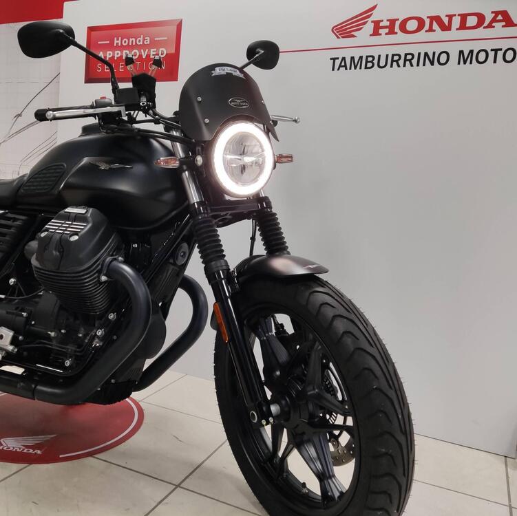 Moto Guzzi V7 III Stone (2017 - 20) (3)