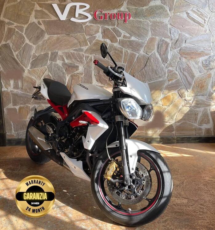 Triumph Street Triple (2013)