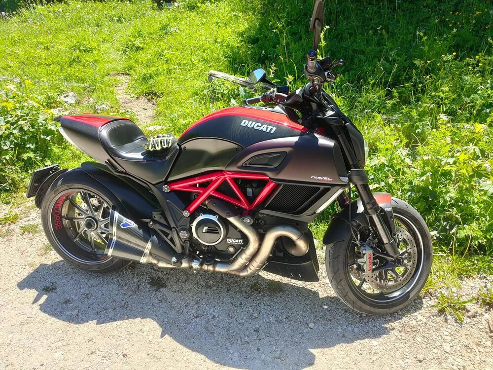 Ducati Diavel 1200 Carbon (2014 - 16) (4)