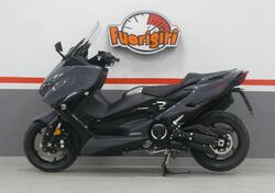 Yamaha T-Max 560 Tech Max (2021) usata