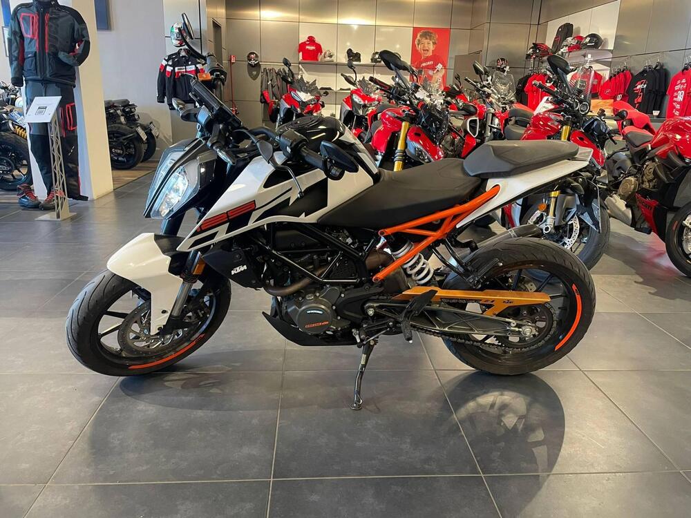 KTM 125 Duke ABS (2017 - 20) (2)