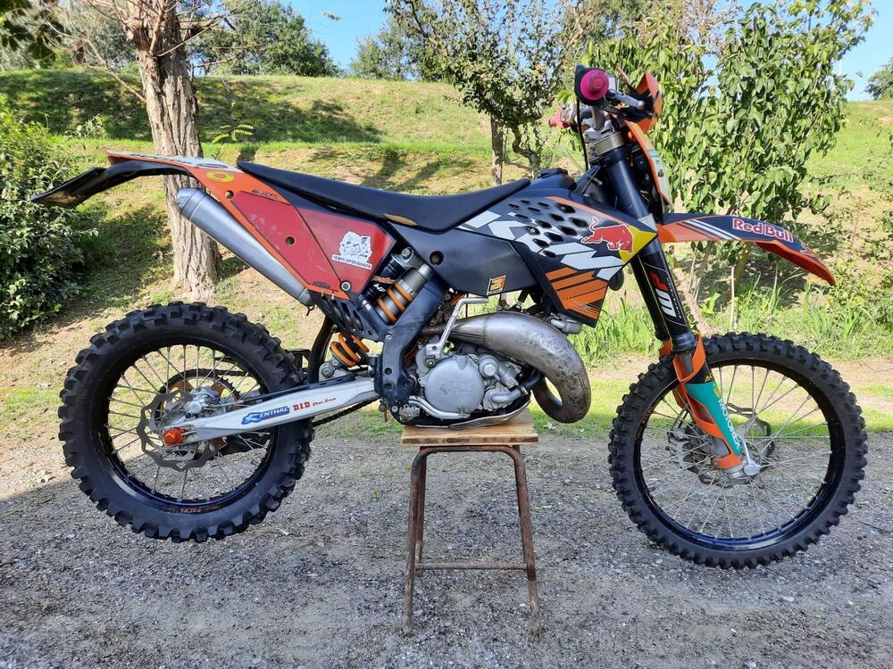 KTM EXC 125 Six Days (2010) (2)