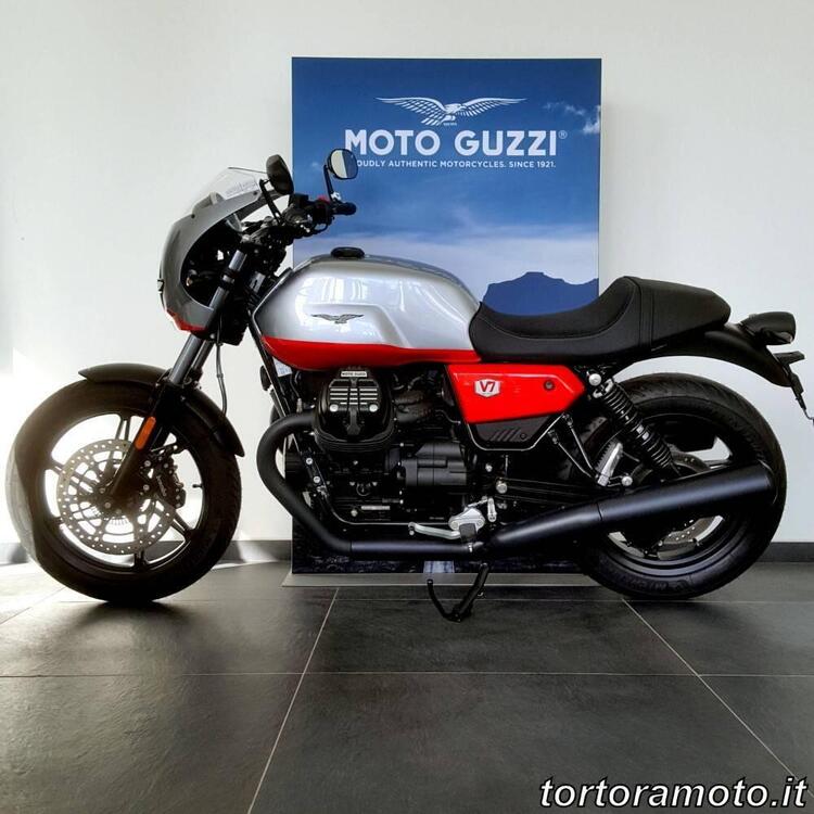 Moto Guzzi V7 Stone Corsa (2023 - 24)