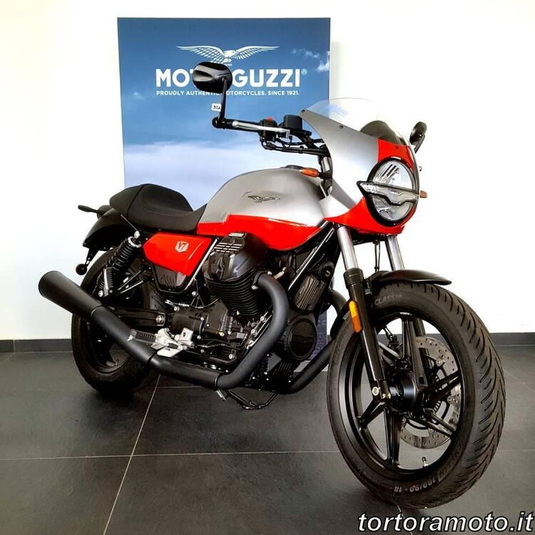 Moto Guzzi V7 Stone Corsa (2023 - 24) (4)