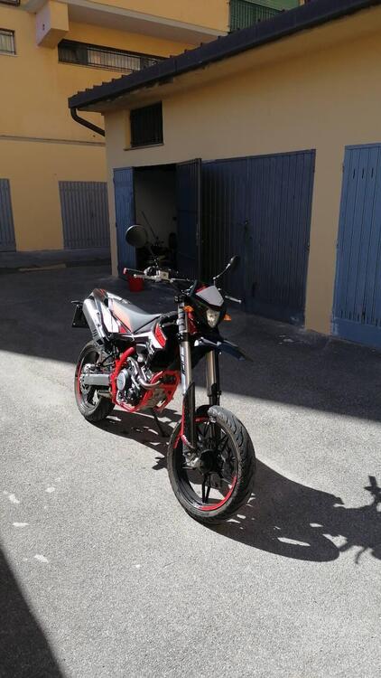 Betamotor RR 125 4T Motard LC (2018 - 20) (2)