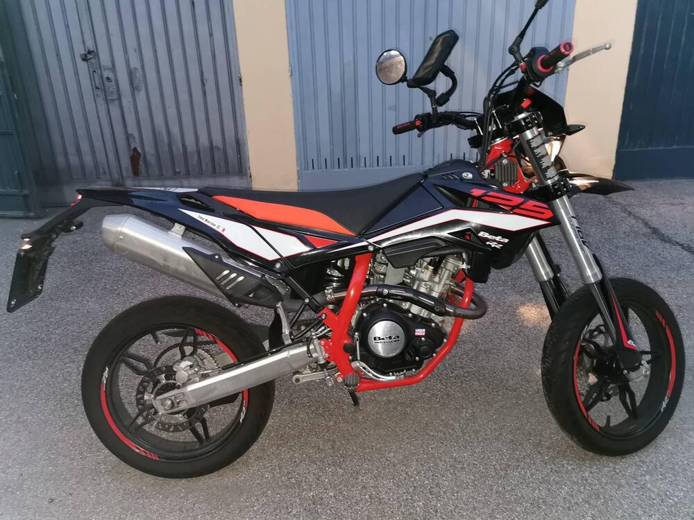 Betamotor RR 125 4T Motard LC (2018 - 20) (5)