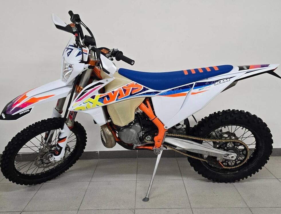 KTM EXC 300 TPI Six Days (2022)