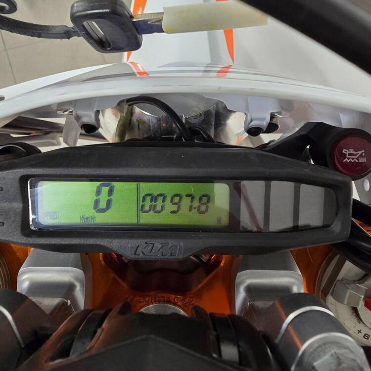 KTM EXC 300 TPI Six Days (2022) (4)