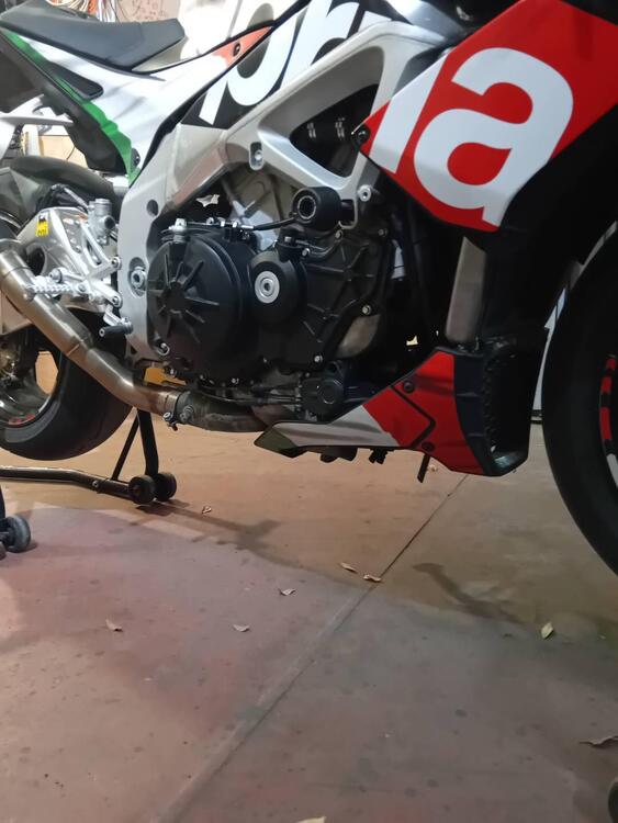 Aprilia Tuono V4 R APRC ABS (2013 - 15) (3)