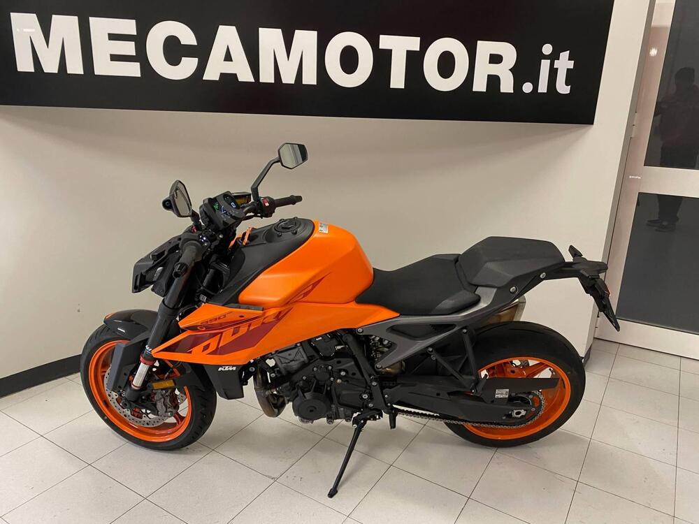 KTM 990 Duke (2024) (4)