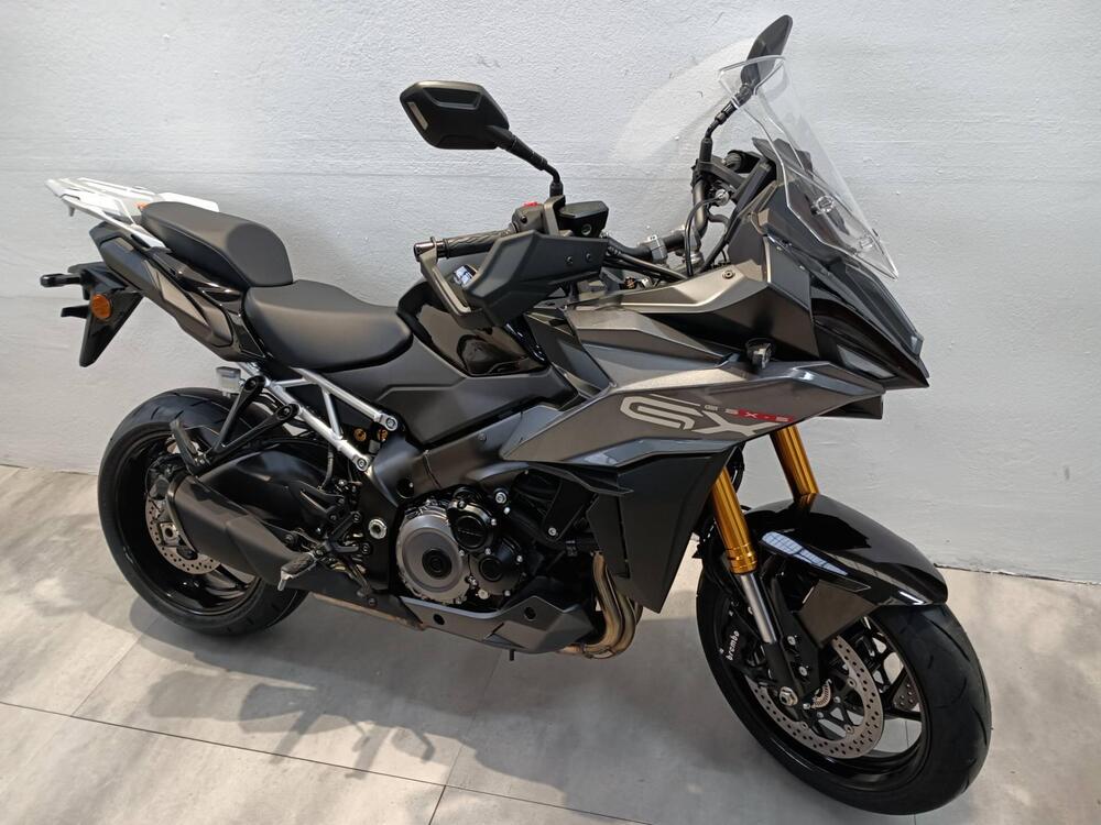 Suzuki GSX-S1000GX (2024)