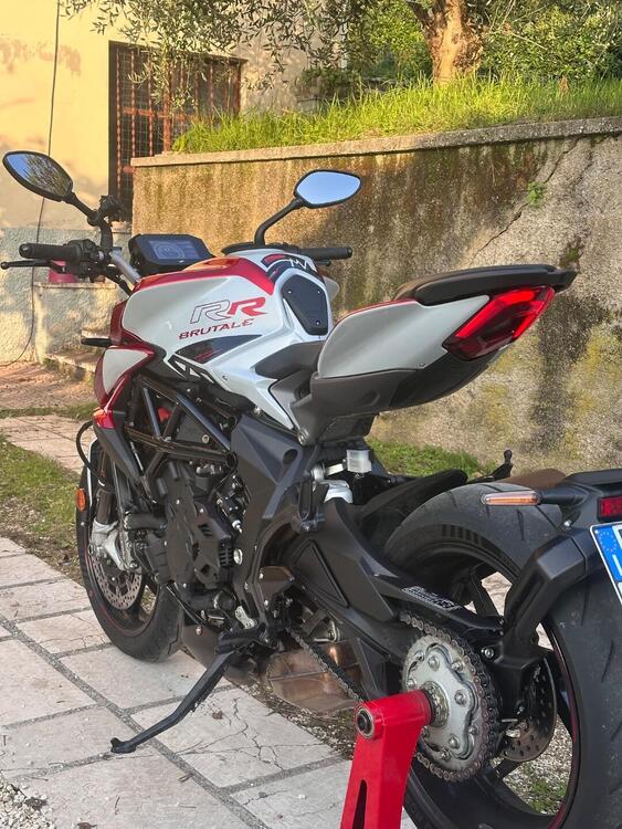 MV Agusta Brutale 800 RR (2021 - 24) (4)