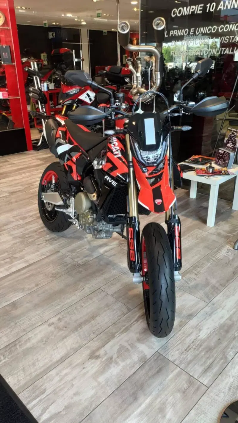 Ducati Hypermotard 698 Mono RVE (2024 - 26) (2)