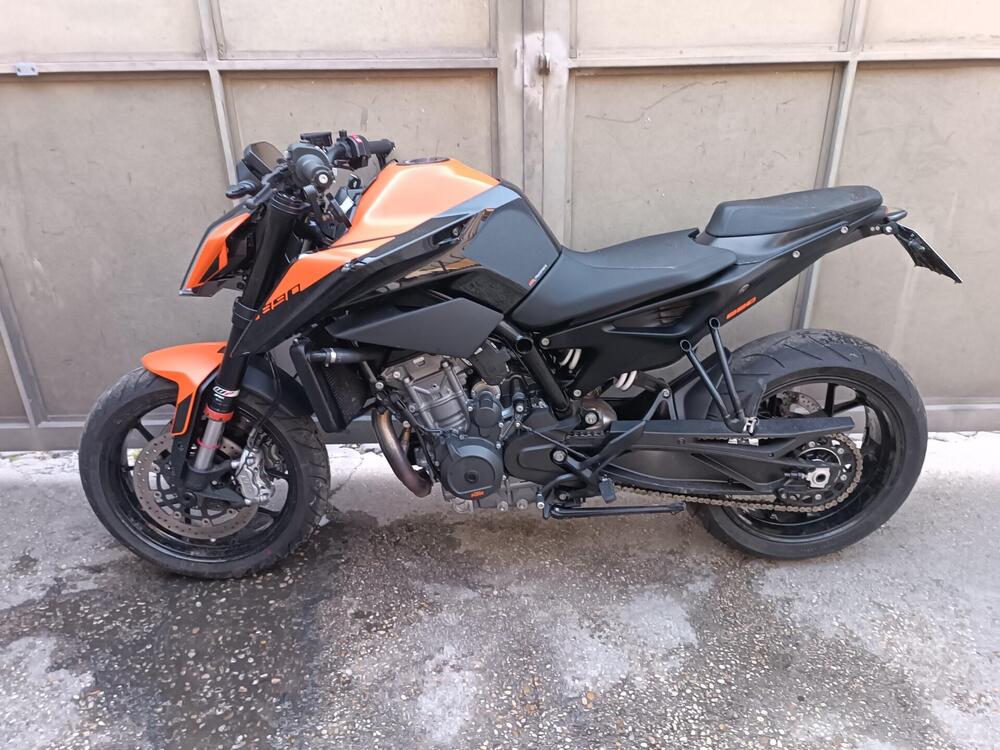 KTM 890 Duke (2021 - 23) (2)