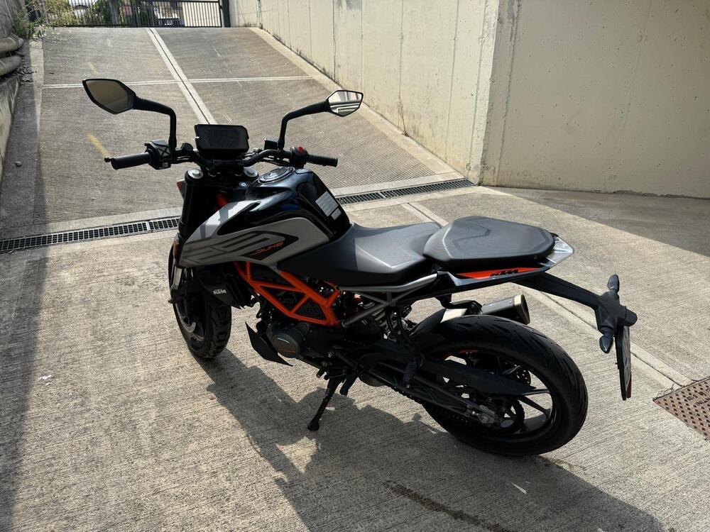 KTM 125 Duke (2021 - 23)