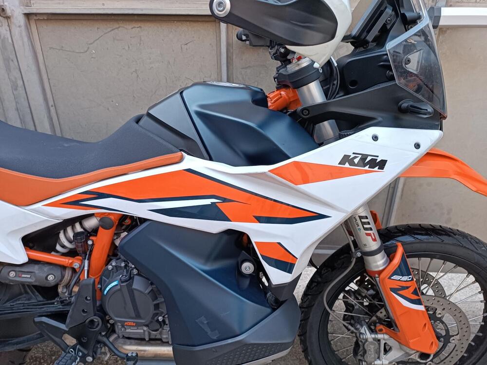 KTM 890 Adventure R (2023 - 24) (4)