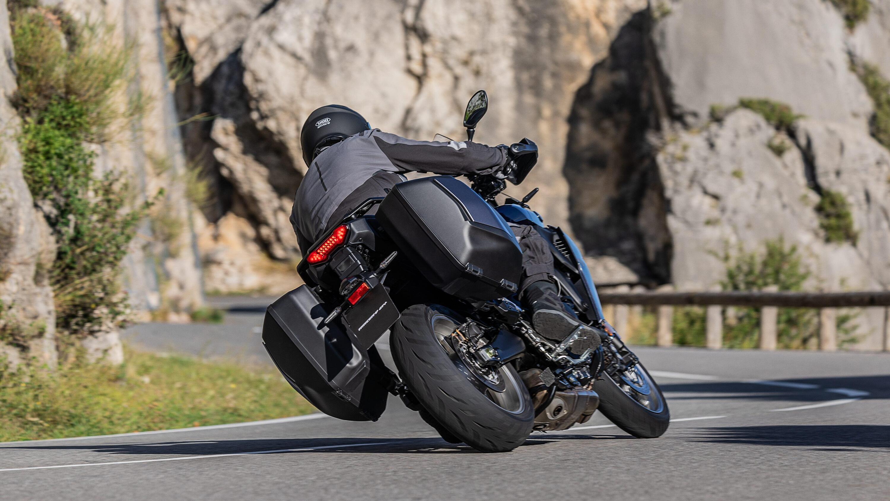 Yamaha presenta le nuove Tracer 9, Tracer 9 GT e Tracer 9 GT+. Ecco ...