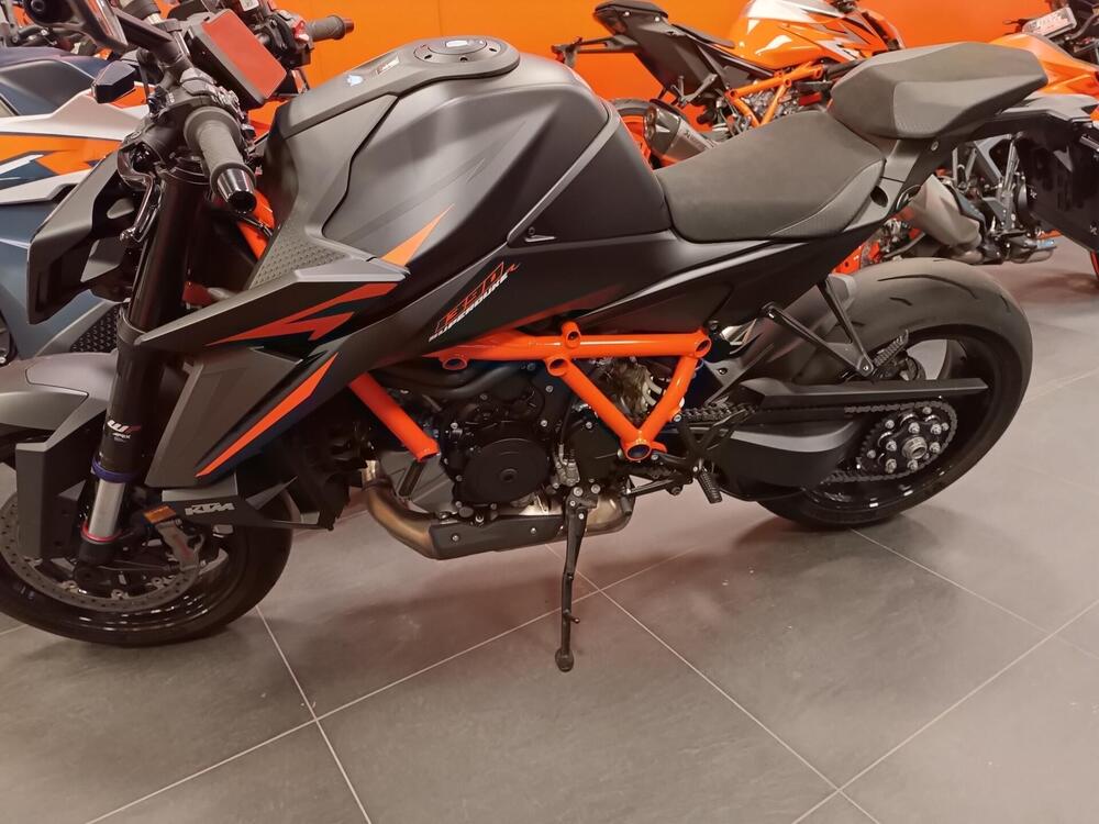 KTM 1390 Super Duke R EVO (2024)