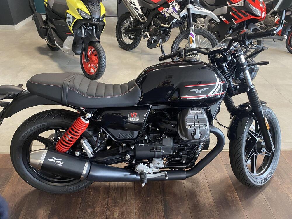 Moto Guzzi V7 Special Edition (2022 - 24)