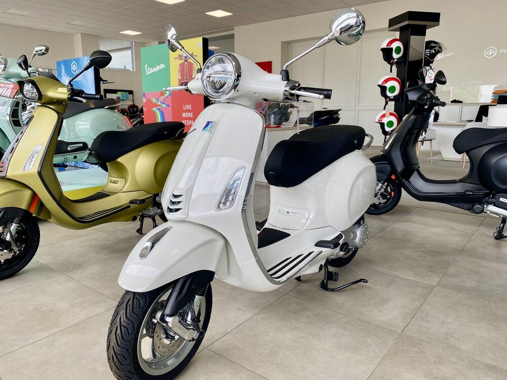 Vespa Primavera 50 (2024)