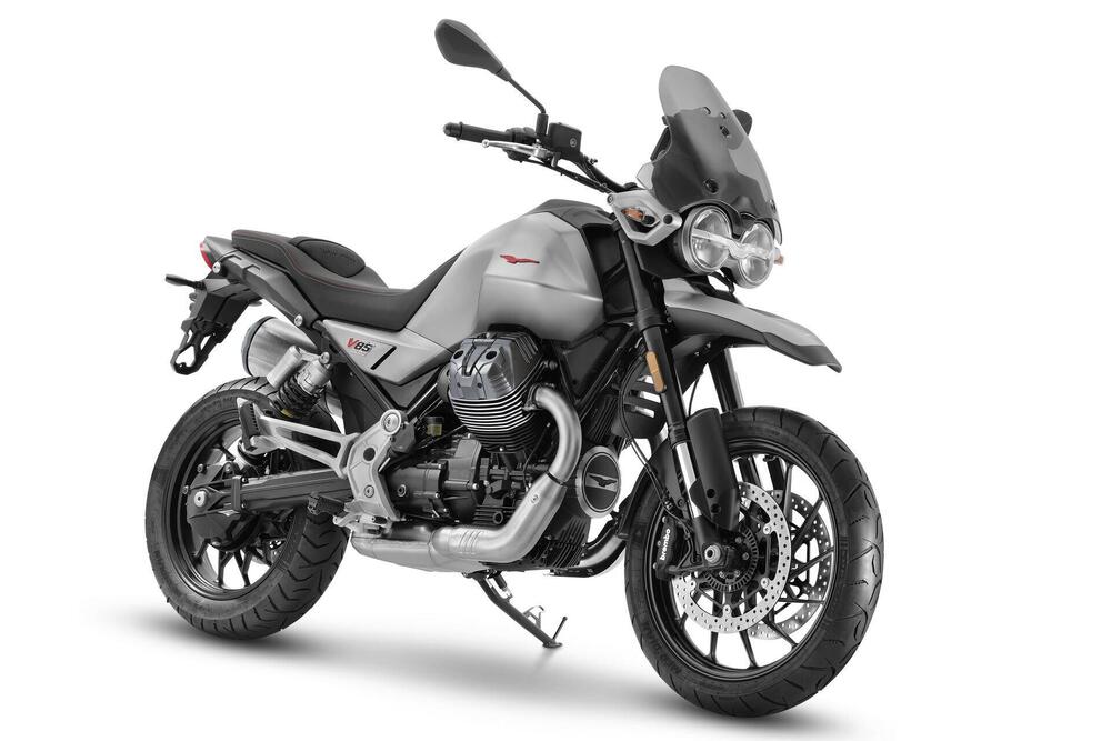 Moto Guzzi V85 Strada (2024) (3)