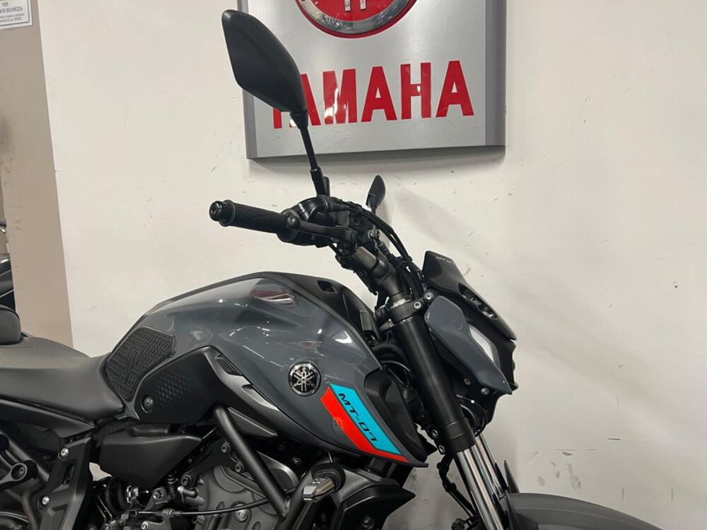 Yamaha MT-07 (2021 - 24) (2)