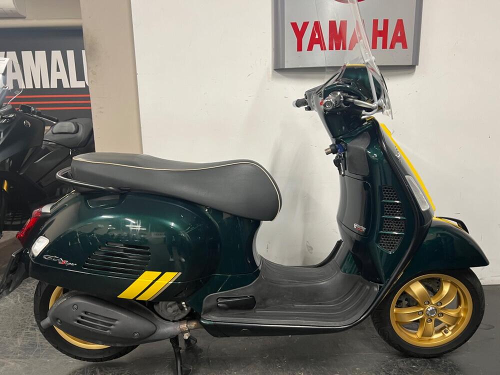 Vespa GTS 300 Super Hpe (2021 - 22)