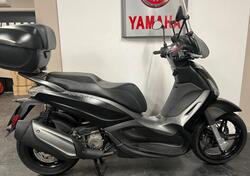 Piaggio Beverly 350 SportTouring ie ABS (2011 - 17) usata