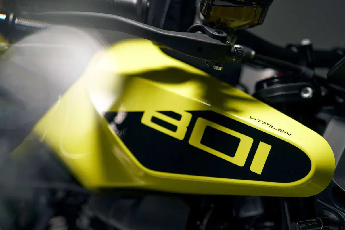 Husqvarna Vitpilen 801. Come va, pregi e difetti [VIDEO E GALLERY] (38)