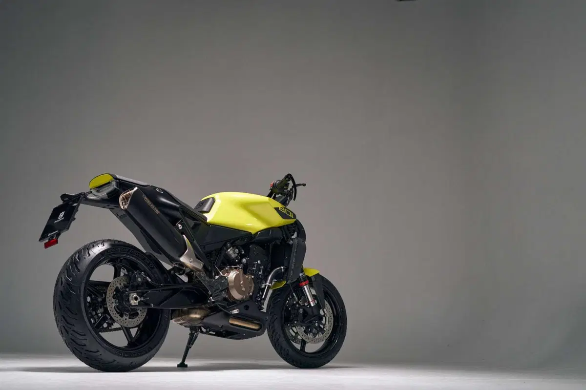 Husqvarna Vitpilen 801. Come va, pregi e difetti [VIDEO E GALLERY] (42)