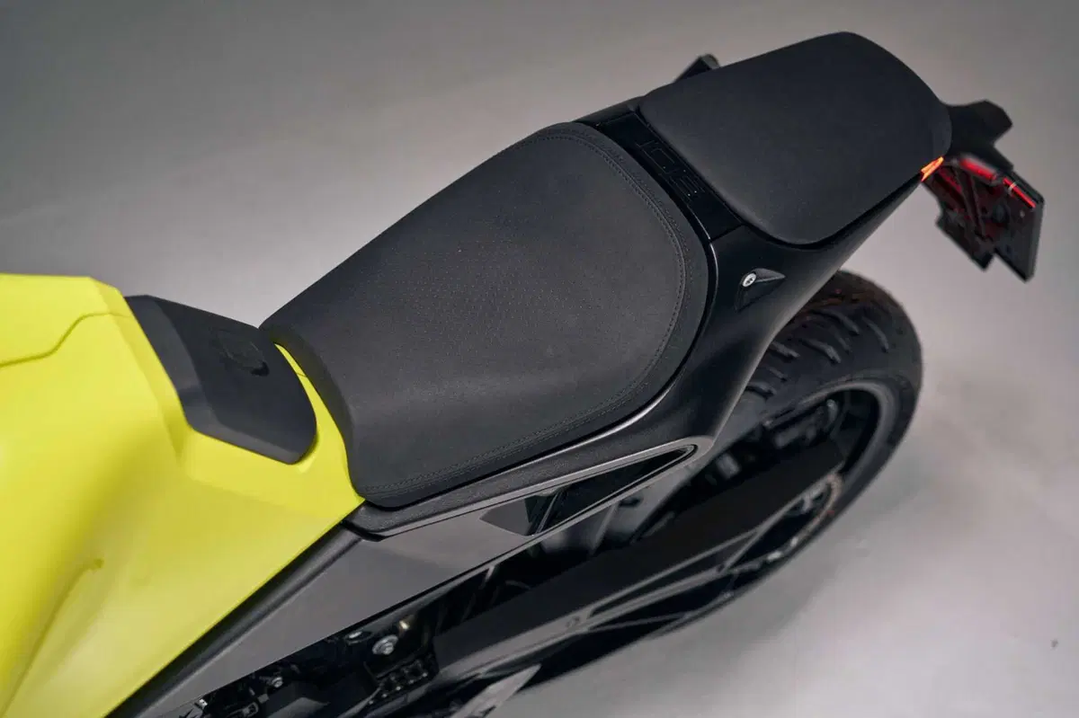 Husqvarna Vitpilen 801. Come va, pregi e difetti [VIDEO E GALLERY] (43)