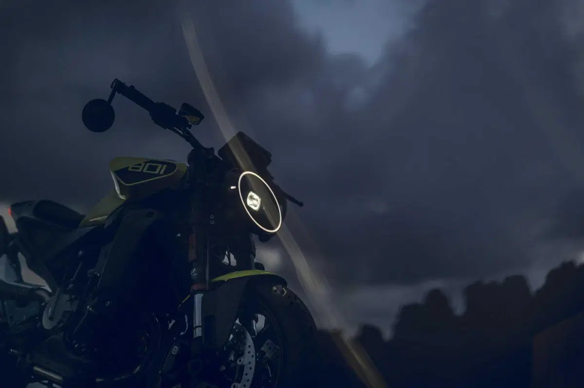 Husqvarna Vitpilen 801. Come va, pregi e difetti [VIDEO E GALLERY] (48)