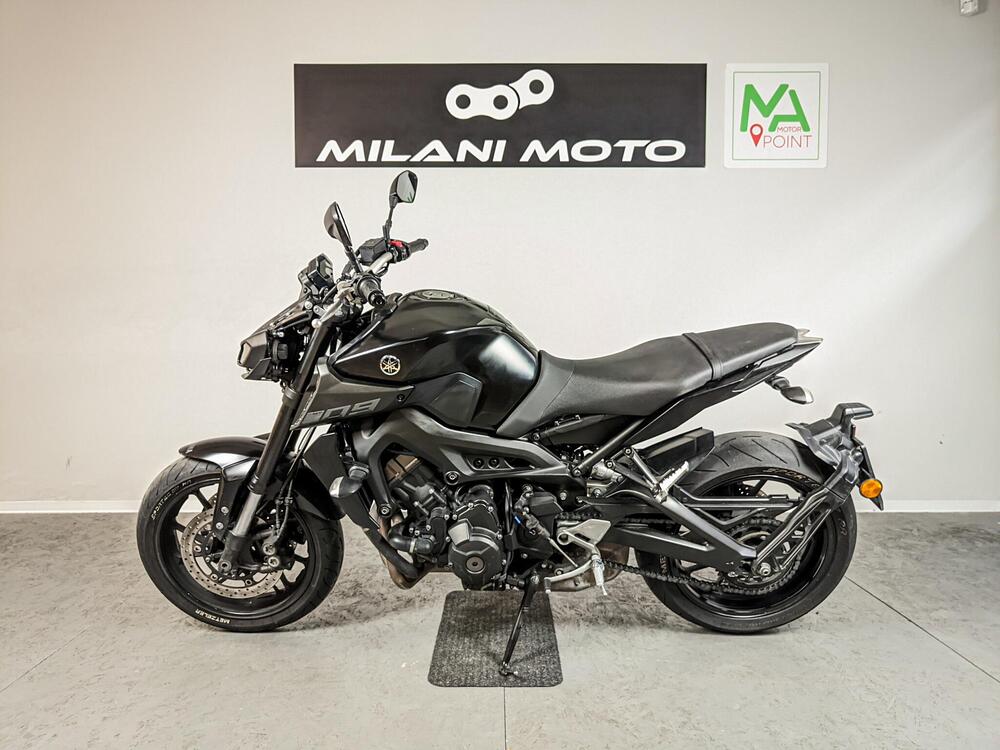 Yamaha MT-09 (2017 - 20) (4)