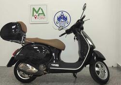 Vespa GTS 300 Touring ABS (2017 - 19) usata