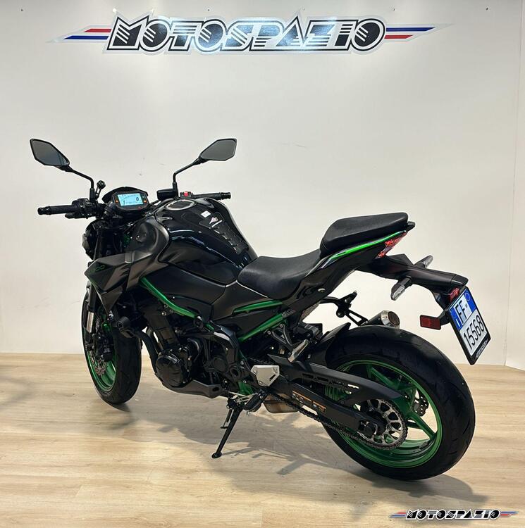 Kawasaki Z 900 (2021 - 24) (3)