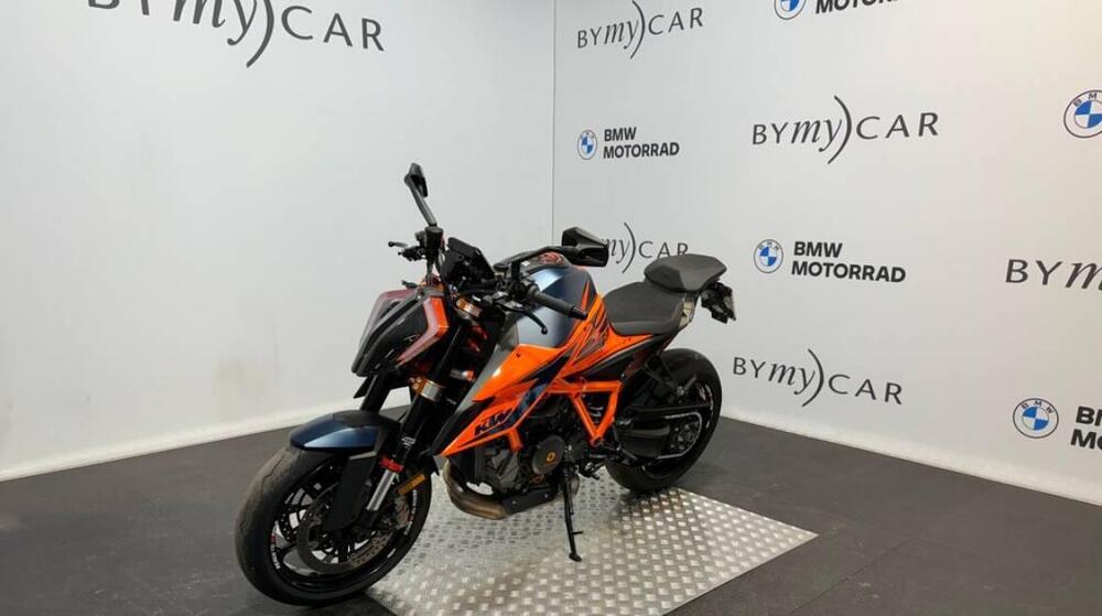 KTM 1290 Super Duke R (2022 - 23) (2)