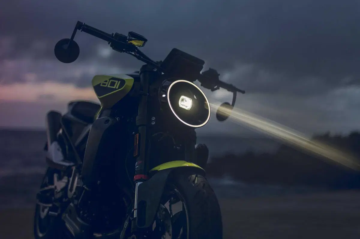 Husqvarna Vitpilen 801. Come va, pregi e difetti [VIDEO E GALLERY] (47)