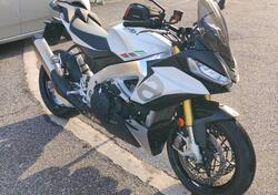 Aprilia Tuono 1100 V4 (2021 - 24) usata