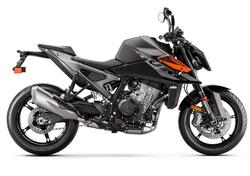 KTM 990 Duke (2024) usata