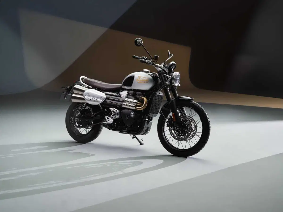 Triumph ritorna ad inizio Novecento con la Icon Edition su 7 modelli (21)