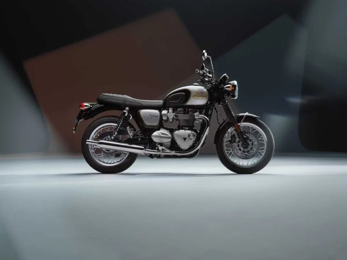 Triumph ritorna ad inizio Novecento con la Icon Edition su 7 modelli (31)
