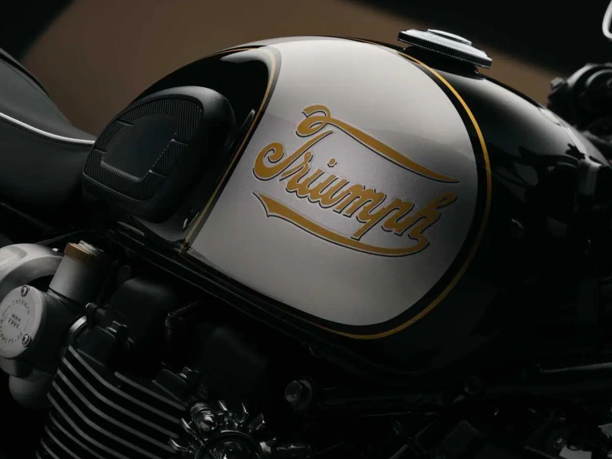 Triumph ritorna ad inizio Novecento con la Icon Edition su 7 modelli (34)
