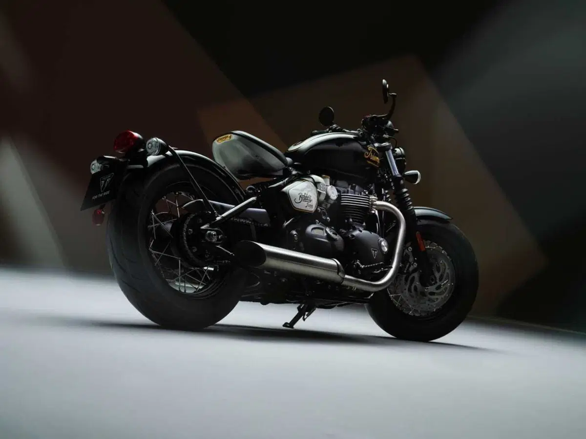 Triumph ritorna ad inizio Novecento con la Icon Edition su 7 modelli (45)
