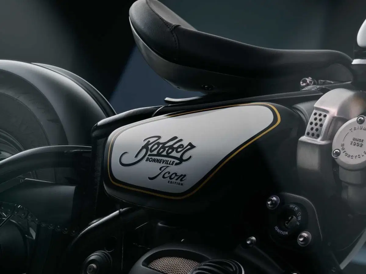 Triumph ritorna ad inizio Novecento con la Icon Edition su 7 modelli (47)